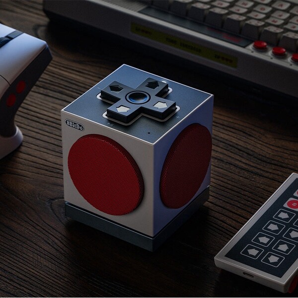 The Retro Cube 2 Speaker - N Edition has D-Pad style controls at the top. (Image source: 8BitDo)
