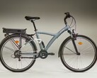 Decathlon has discounted its Riverside 920E hybrid e-bike in Europe. (Image source: Decathlon)