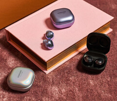 The Galaxy Buds2 Pro will launch in three colours, mirroring last year&#039;s model. (Image source: Samsung)