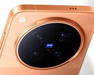 The Vivo X500 Pro Max appears in official press images for the first time, while a creator delivers impressive video footage from its Zeiss camera.