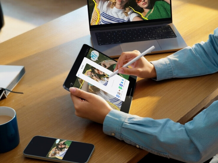 The Oppo Pad 5 also provides pen support.
