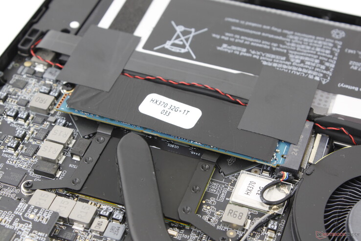 Supports up to a single M.2 PCIe4 x4 NVMe SSD with no heat spreader