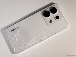 The Xiaomi Redmi Note 13 5G is a pretty decent phone for under $300 (Image source: Vaidyanathan Subramaniam)