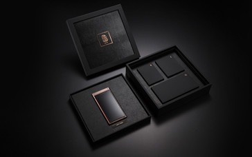 Luxury packaging (Source: Samsung)