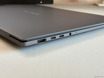 Asus Zenbook S16 (2026) ports on the left side.