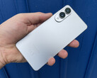 The Samsung Galaxy S25 Edge is available in Titanium Silver (pictured), Titanium Icyblue and Titanium Jetblack. (Image source: Notebookcheck)