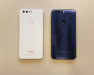 The Honor 8 is still an aesthetically stunning device. (Source: XDA-Developers)