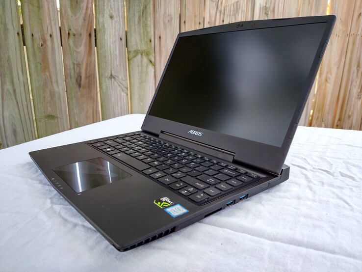 Aorus X3 Plus v7 i7 7820HK GTX 1060 Xotic PC Edition Laptop Review NotebookCheck Reviews