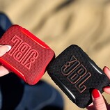The JBL Go 5's AirTouch feature lets you pair two speakers together by bumping them against each other.