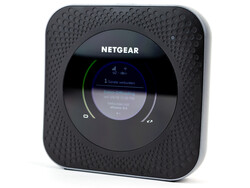 The NETGEAR Nighthawk M1 (MR1100) router review. Test device courtesy of NETGEAR Germany.