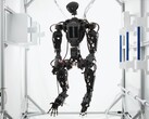 Orbit Robotics’ humanoid robot Helios has four arms but no legs, as it does not need them in space.