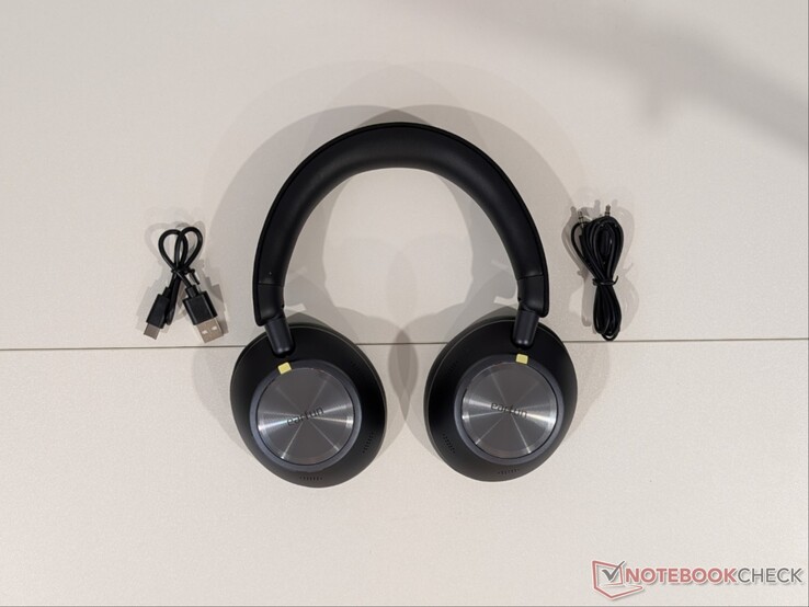 Wave Pro X headphones, USB-A to USB-C charging cable, 3.5mm audio cable.