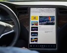 The infotainment system may offer traffic update interruptions (image: Tesla)