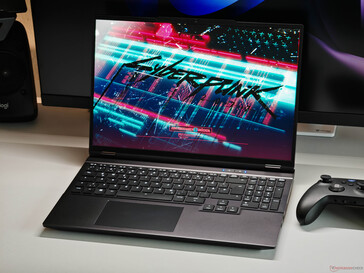 XMG Core 16 M25 (image source: Notebookcheck)
