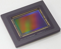 The 120MXS CMOS image sensor from Canon has a resolution of 13,280 x 9,184 effective pixels. (Source: Canon) The 120MXS CMOS image sensor from Canon has a resolution of 13,280 x 9,184 effective pixels. (Source: Canon)