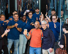 Tim Cook celebrates the market launch of the latest generation of iPhone, Apple Watch and AirPods Pro with customers and team members at Apple Fifth Avenue in New York. (Image source: Apple)