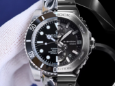 The Rolex Submariner - a popular mechanical watch (left), and the Casio GMC-B2100D-1A quartz timepiece (right). (Image source: Merit Trends and Casio - Edited)