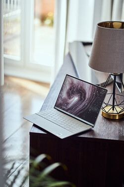 Dell XPS 13 9340 review. Test device provided by Dell Germany.