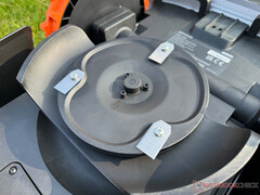 Navimow i105E in a practical test Segway's affordable robotic mower