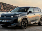 Full choice of powertrains: The new Citroën C5 Aircross is available as an all-electric BEV, a plug-in hybrid (PHEV), and a conventional hybrid