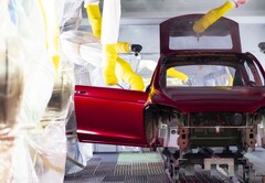 Assembling products at the Gigafactory (Image source: Tesla Inc.) 