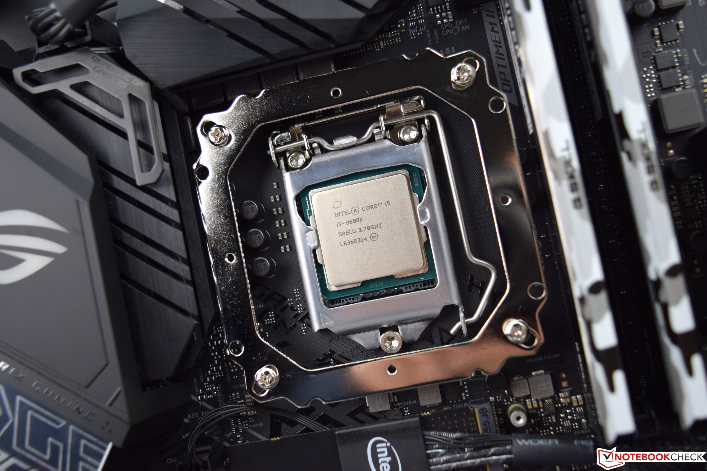 Intel Core i5-9600K Desktop CPU Review - NotebookCheck.net Reviews
