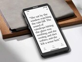 Dasung Link 2 mirrors a smartphone's display onto a 6.7-inch E-Ink panel.
