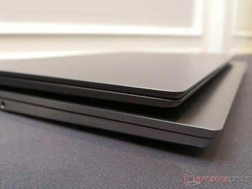 Bottom: Yoga C930, Top: Yoga S730