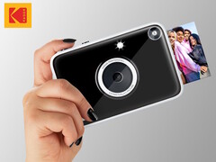 The Kodak Printomatic+ point and shoot digital camera can print photos any time. (Image source: Kodak)