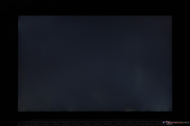 Moderate uneven backlight bleeding along the bottom edge