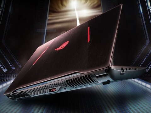 Asus ROG Strix GL702VI (i7-7700HQ, GTX 1080) Laptop Review