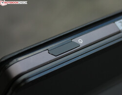 Vivobook 13 Slate OLED (T3300) - Power button with fingerprint reader