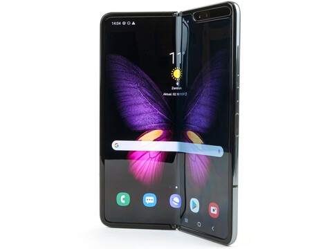 Samsung Galaxy Fold 5G Smartphone Review: A foldable handset with an air of confidence