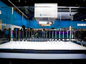 Samsung booth at CES 2015 showing handheld devices