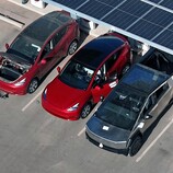 Charging Cybertruck at Giga Texas (image: Joe Tegtmeyer/X)