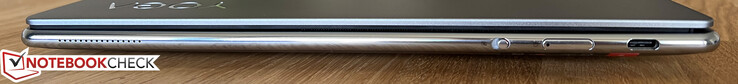 Right side: Webcam shutter, power button, USB-C 3.2 Gen.2 (10 Gbps, Power Delivery, DisplayPort Alt mode 1.4)