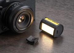 TTArtisan unveils cute 35mm film canister LED light with removable hot shoe mount. (Image source: Shoten Kobo)