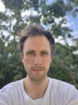 Front-facing selfie camera