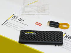 Nitecore&#039;s NB Air power bank (Image source: Andreas Sebayang/Notebookcheck.com)