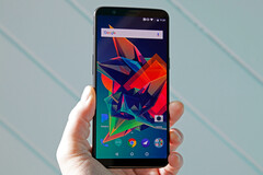 The OnePlus 5T has now received three major OS updates. (Source: BGR)