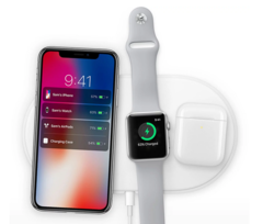 Apple's AirPower Qi-enabled wireless charging mat was publicly announced then, embarrinsly, publicly cancelled. (Source: Apple)