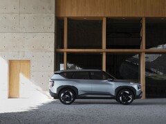 The production model of the Kia EV5 will be revealed at the Chengdu Motor Show (concept above). (Image source: Kia)