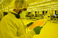 wafer sorting (picture source: Intel)