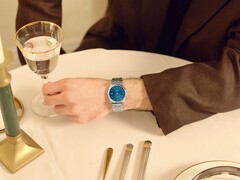 The Casio MTP-B145-2A2V retro-looking watch features 5 bar (50 m) water resistance