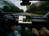 A Tesla windshield (Image source: My Auto Glass)