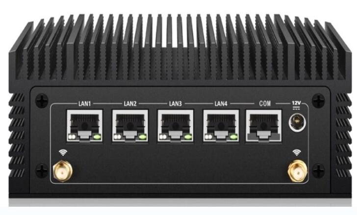 Rear: 4x LAN port, 1 support PoE in, 1x RJ45 COM RS232, can be updated to RS485/RS422 (source: Newsmay)