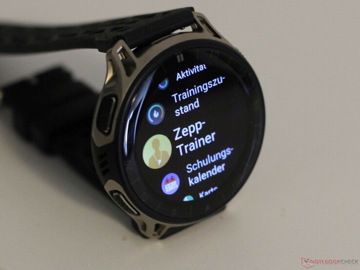 The Cheetah 2 Pro has a round watch case