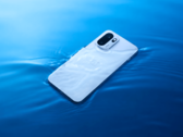 The OnePlus Ace 6.