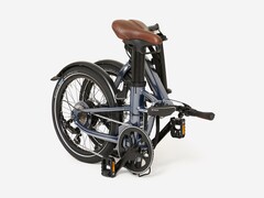 The Decathlon Btwin E-FL 900 folding bike is lighter than the Btwin E-Fold 900 (pictured). (Image source: Decathlon)