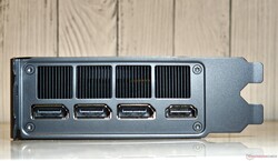 Ports: 3x DisplayPort 2.1b-out, 1x HDMI 2.1b-out